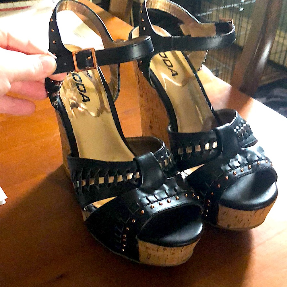 CORK WEDGE HEELS
